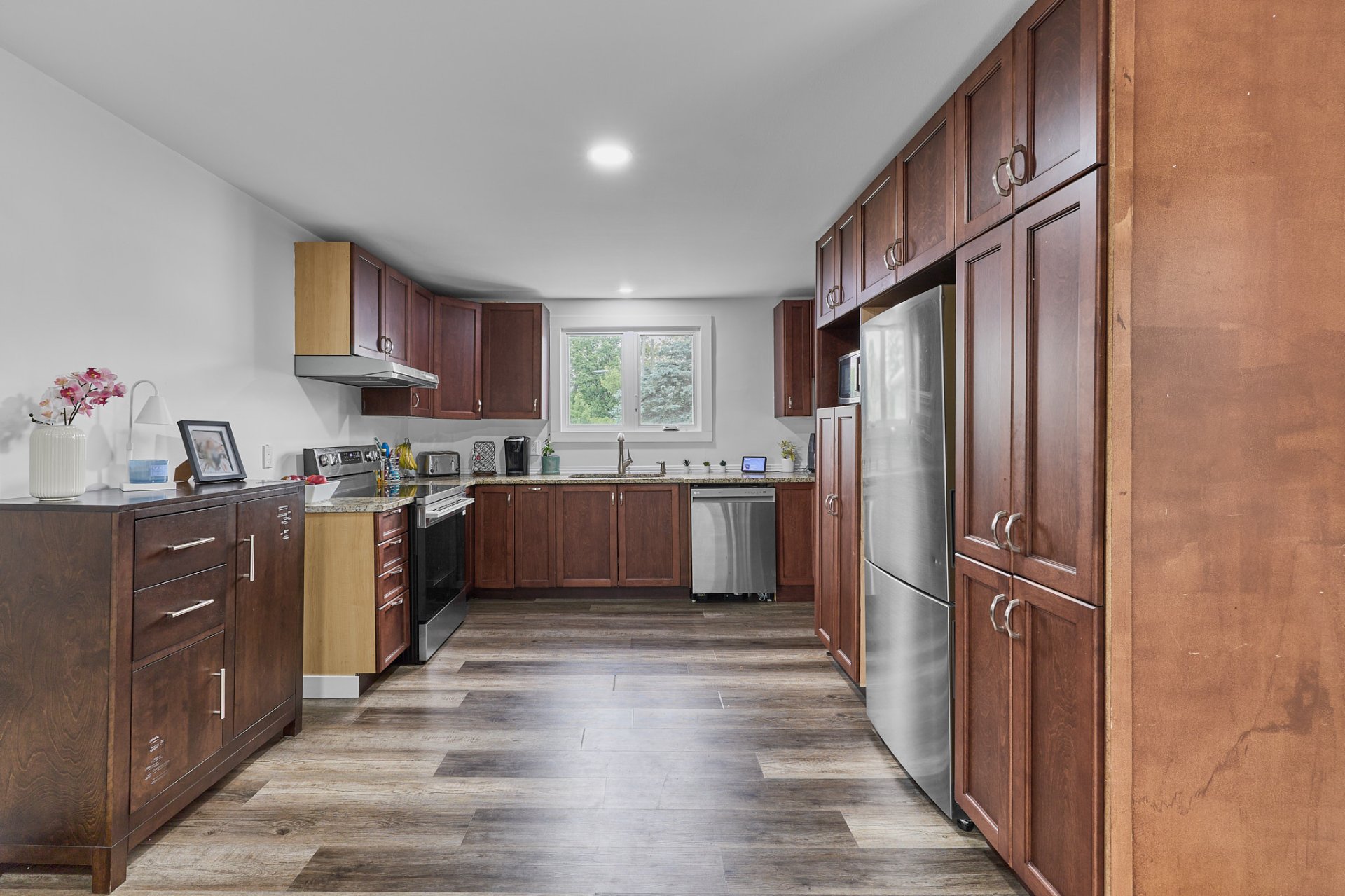 864 Av. de la Grande-Allée — photo 2