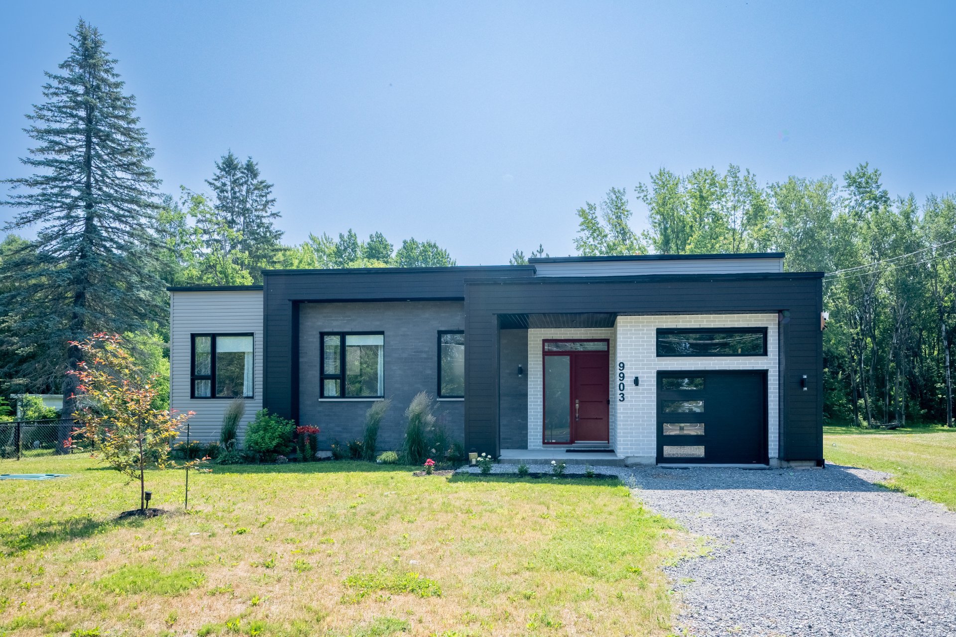 9903 Route Marie-Victorin — photo 1
