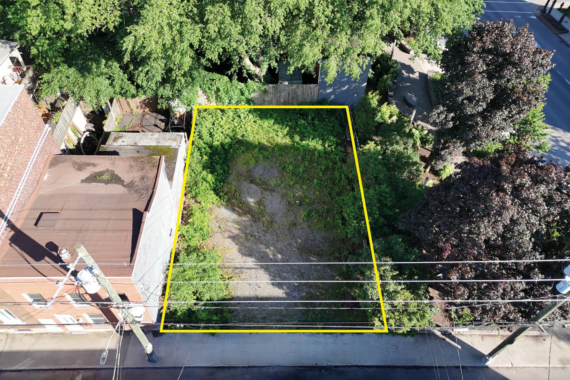 313 Rue des Commissaires E. — photo 2