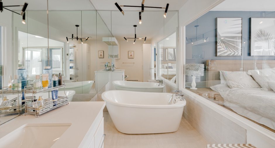 Ensuite bathroom