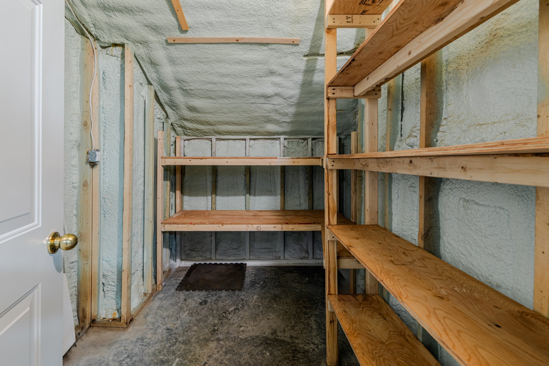 Cave/ chambre froide