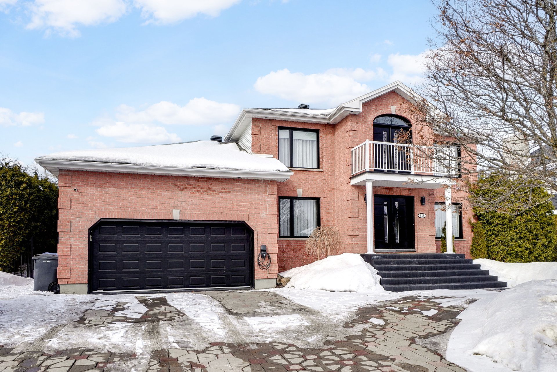 Maison à étages à vendre, Rosemère