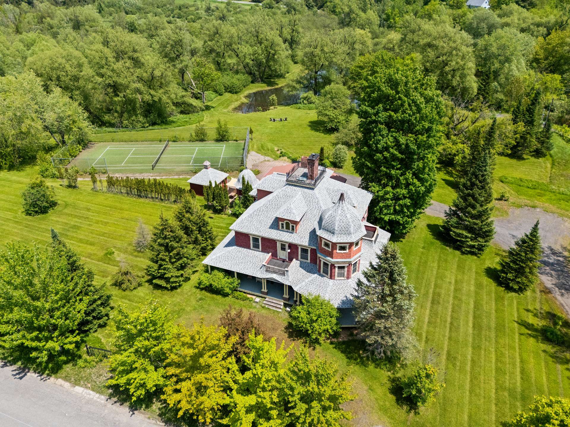 Two or more storey for sale, Stanstead - Canton