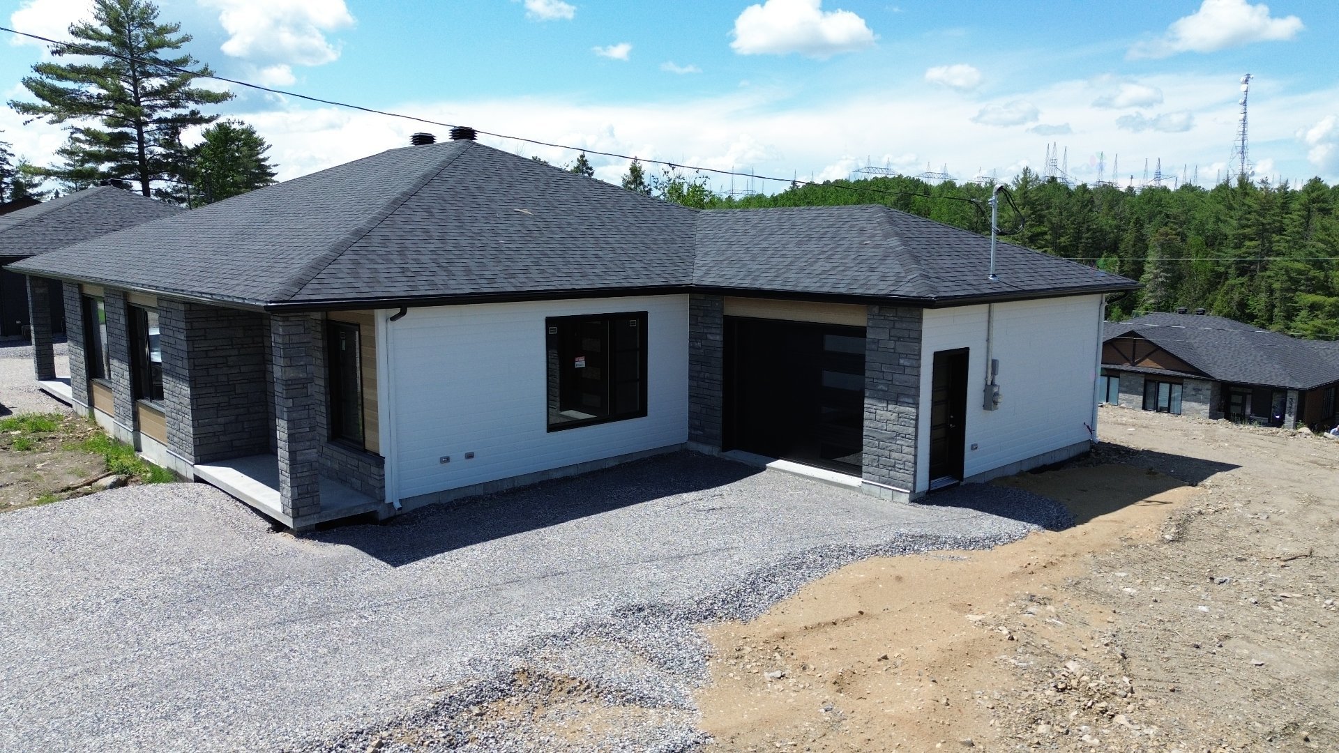 3342 Rue St-Dominique — photo 3