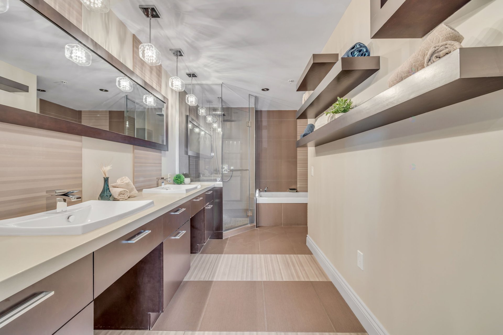 Ensuite bathroom