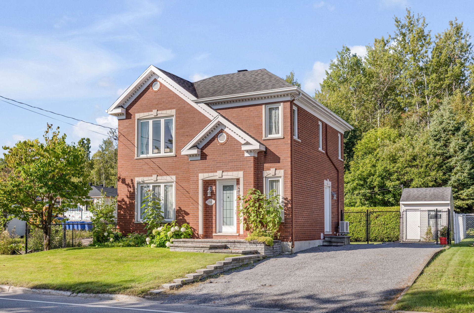 1360 Av. du Lac-St-Charles — photo 1