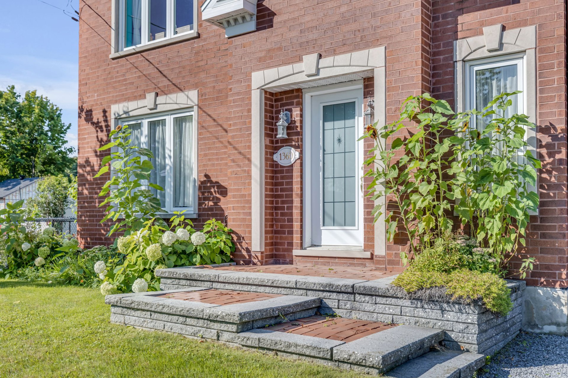 1360 Av. du Lac-St-Charles — photo 2