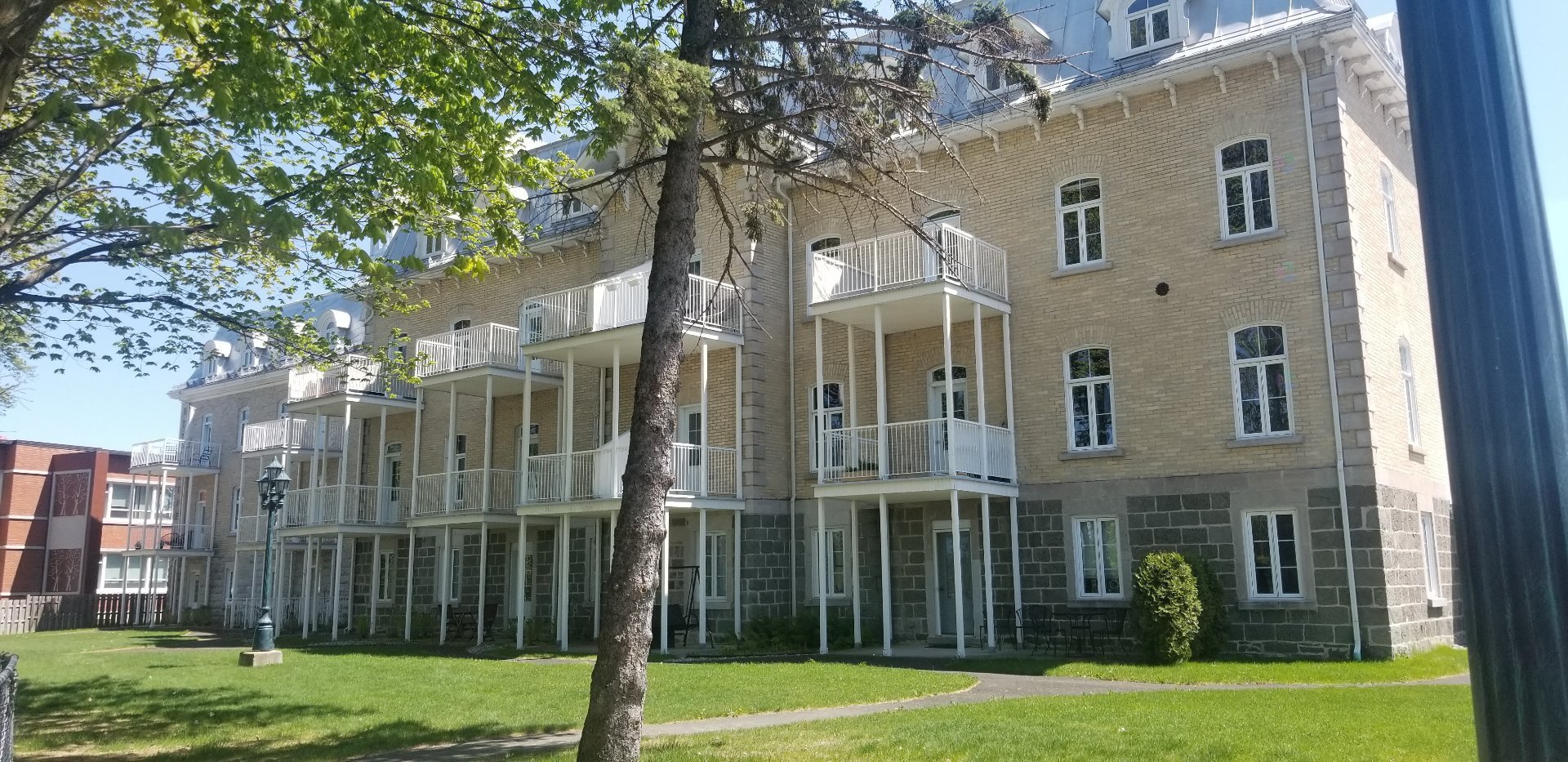 171 Rue de St-Romuald (#105) — photo 3