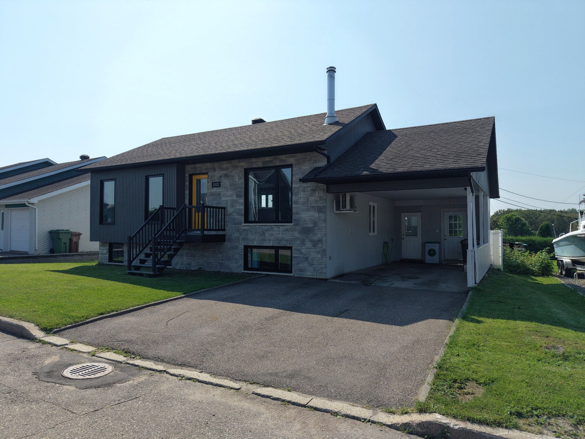 2502 Rue des Frênes — photo 3