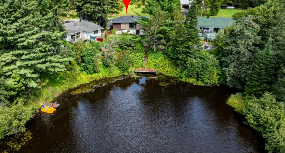 Accès au plan d'eau