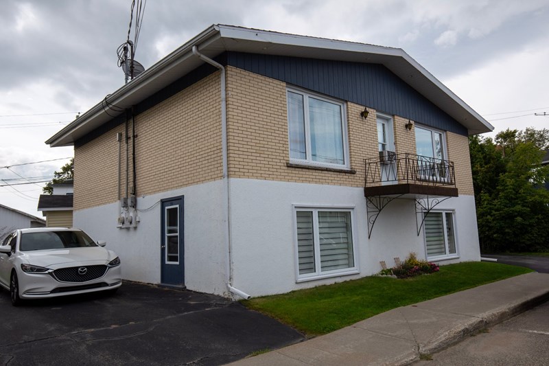 Duplex à vendre à Baie-Saint-Paul — 70 - 72, Rue Ste-Anne