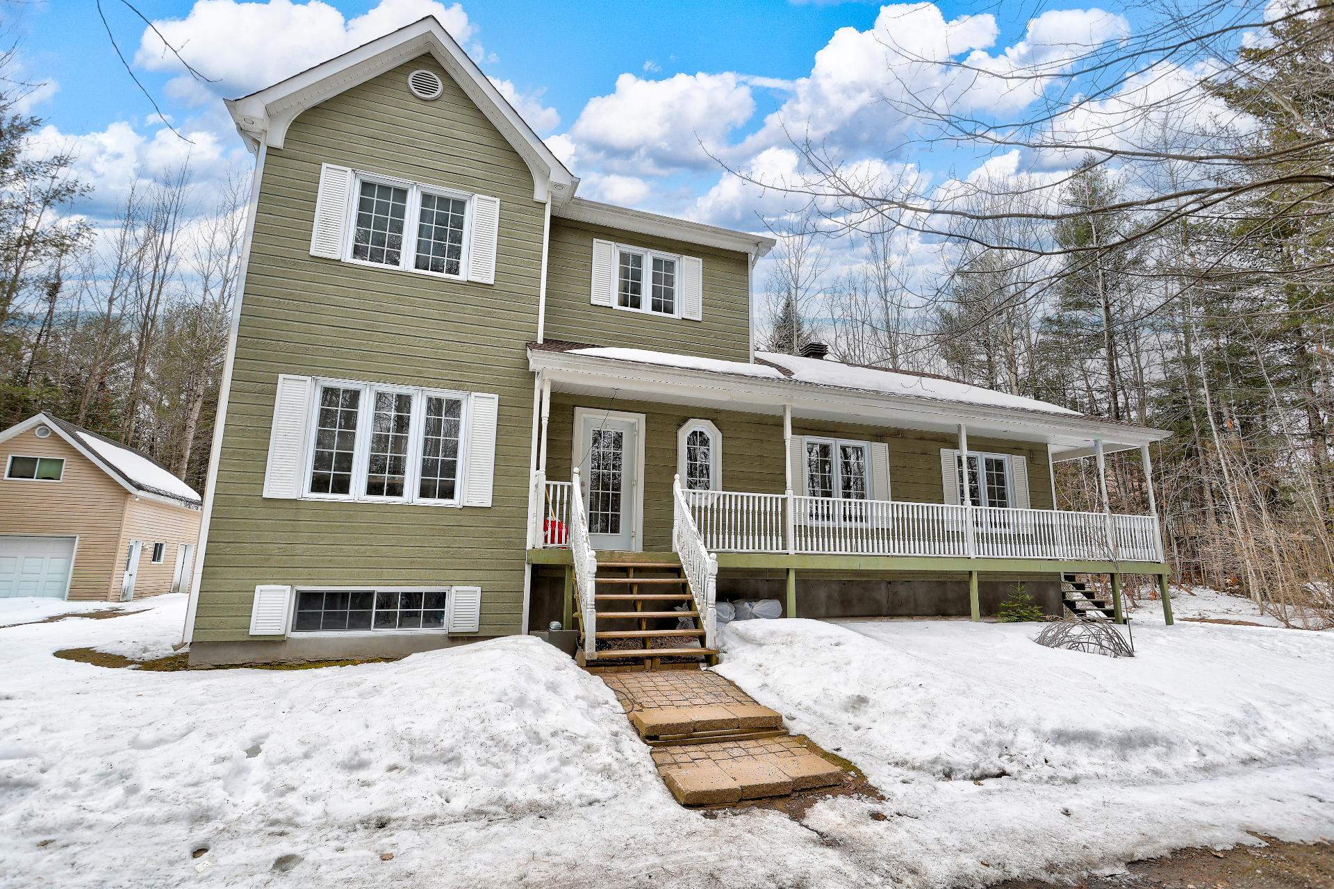 Maison à étages à vendre, Terrebonne