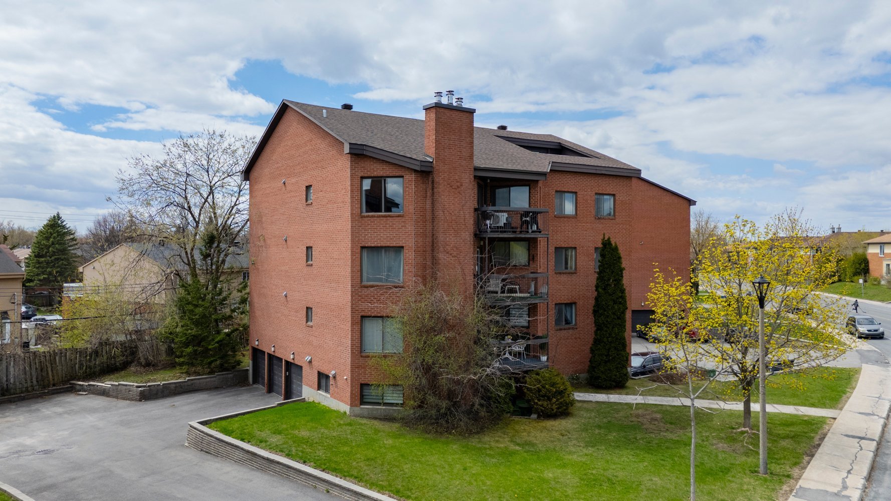 9260 Av. Cérès (#A01) — photo 1