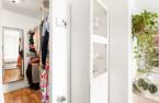 Walk-in closet