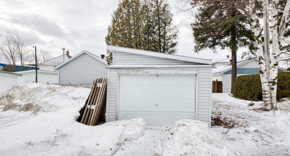 Shed