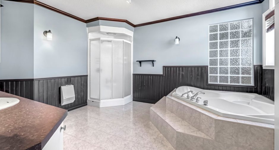 Salle de bains attenante à la CCP