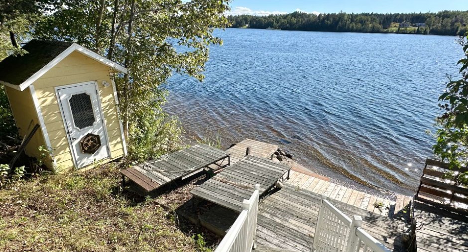 Accès au plan d'eau