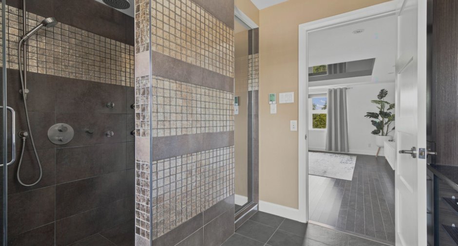 Salle de bains attenante à la CCP