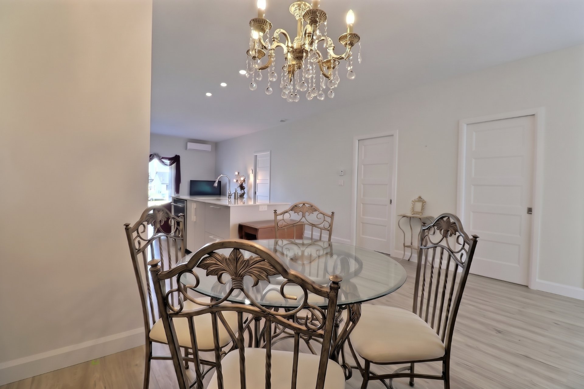 2221 Rue de Frontenac — photo 3