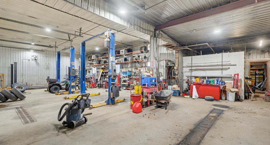 Garage