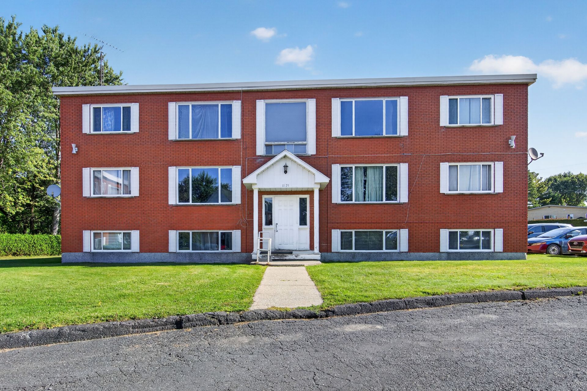 Propriété à revenus à vendre, Valcourt - Ville