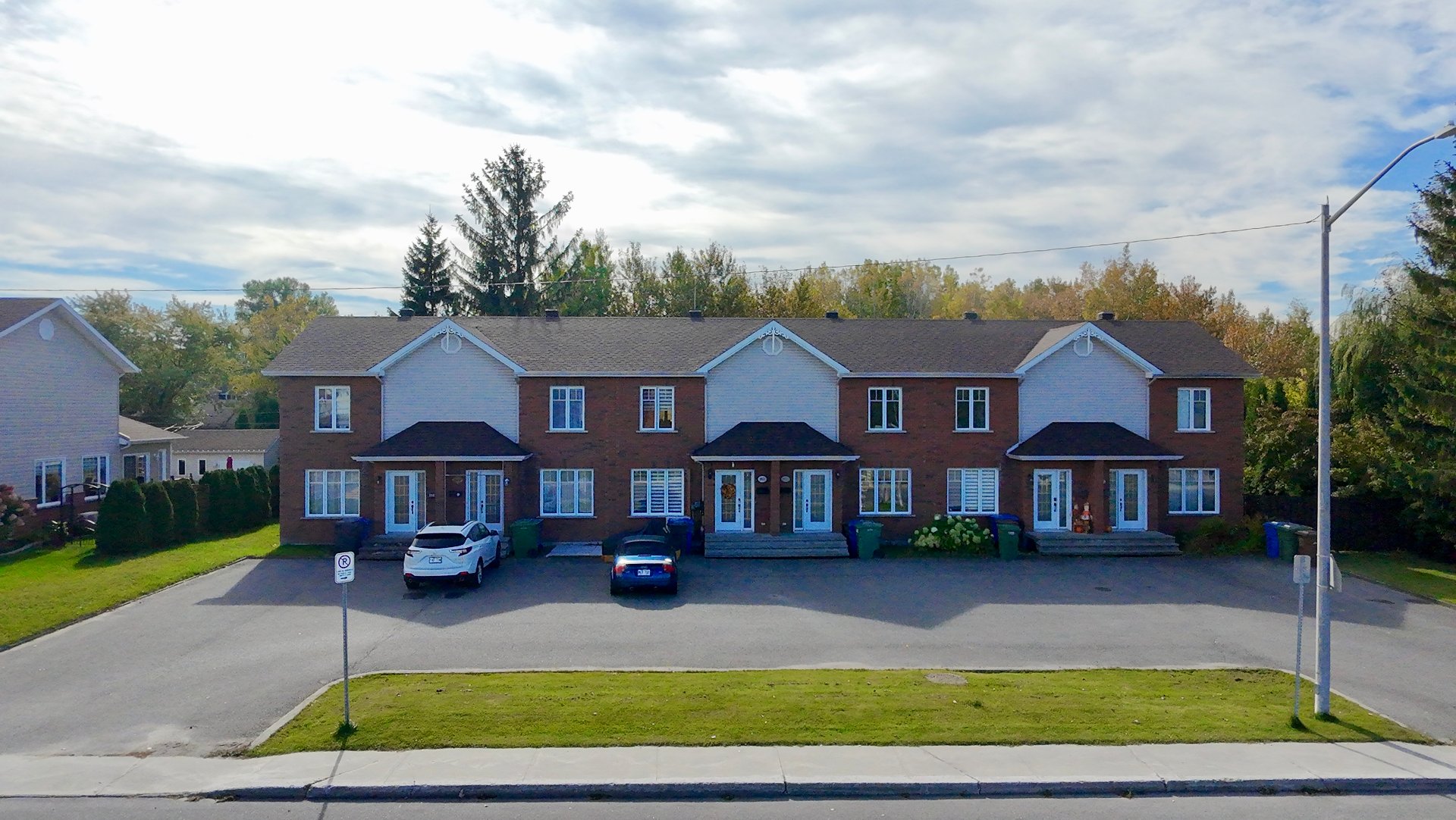 Maison à étages à vendre: 2931 Rue Ste-Émilie, Saguenay/Lac-Saint