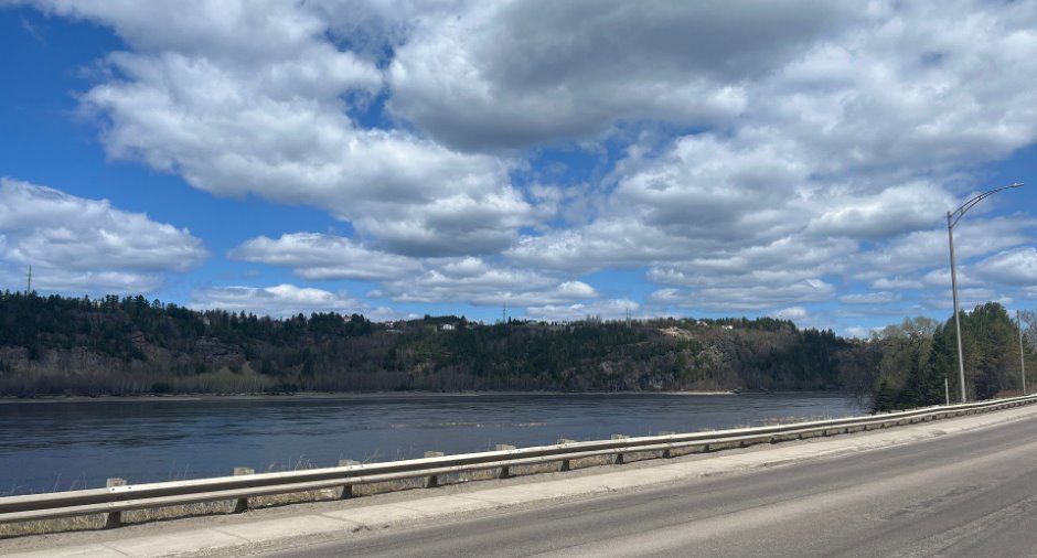 Vue sur l'eau