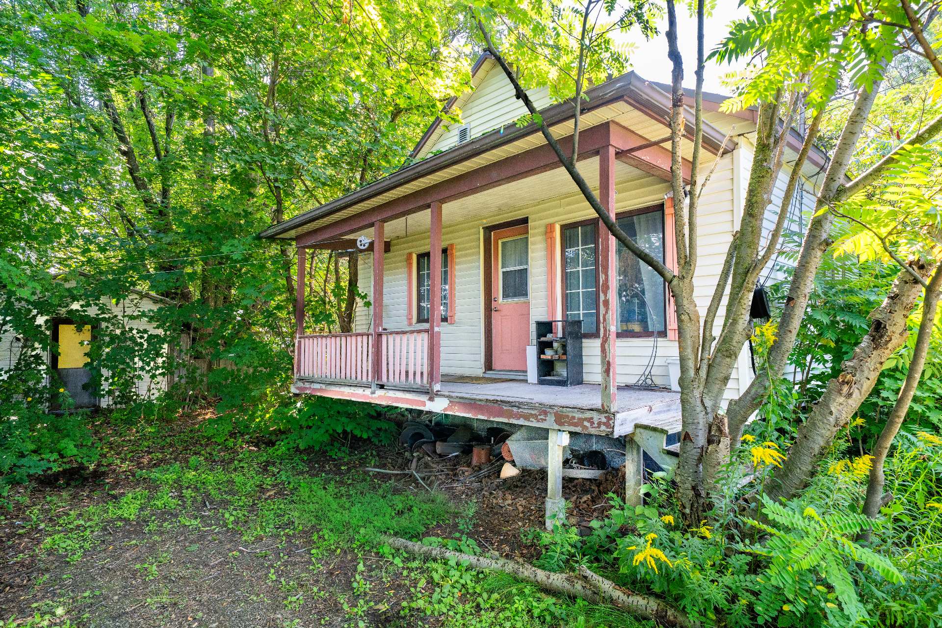 826 Av. Ste-Thérèse — photo 1
