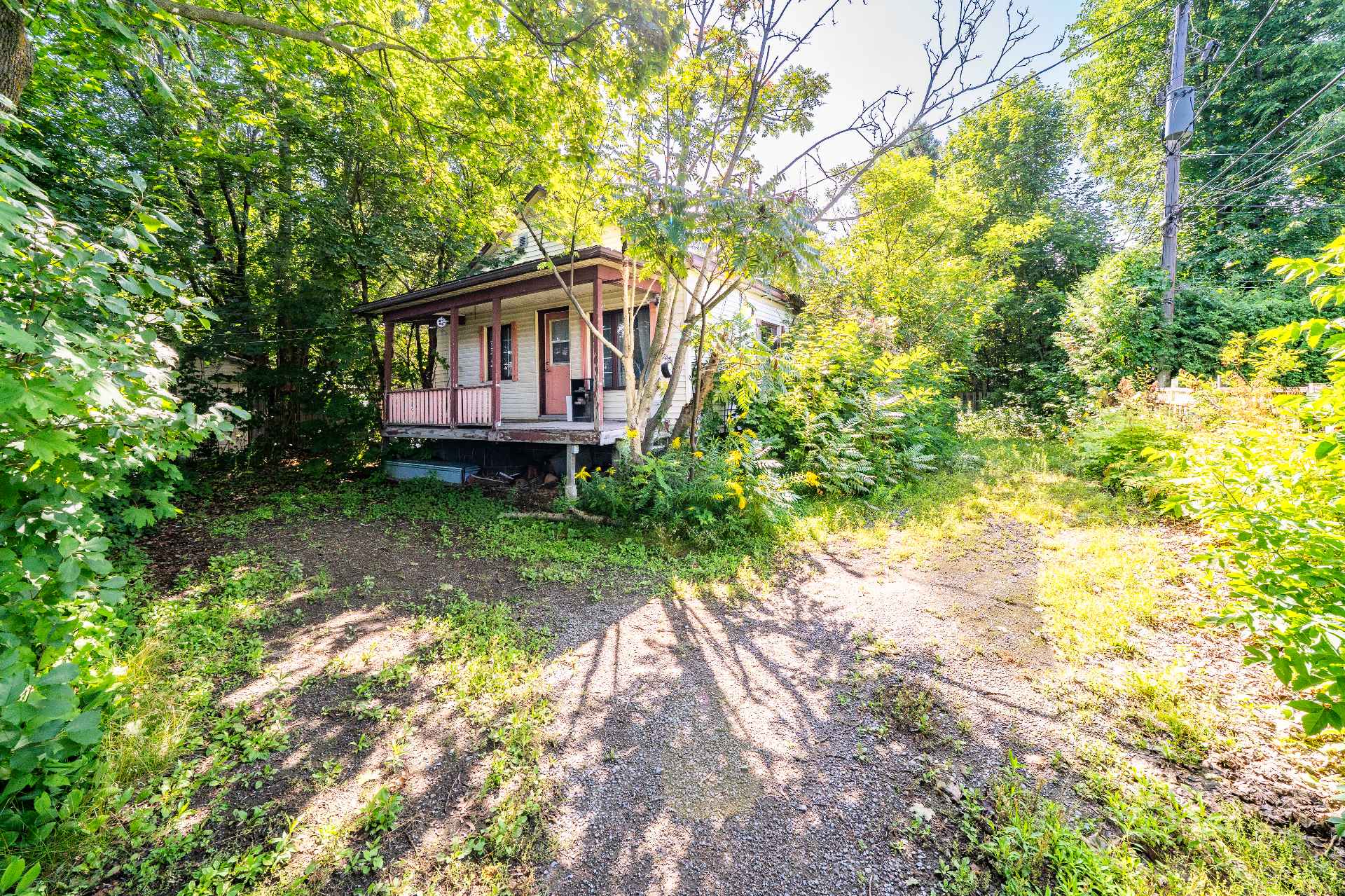 826 Av. Ste-Thérèse — photo 2