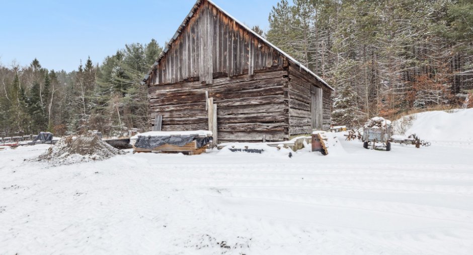 Barn