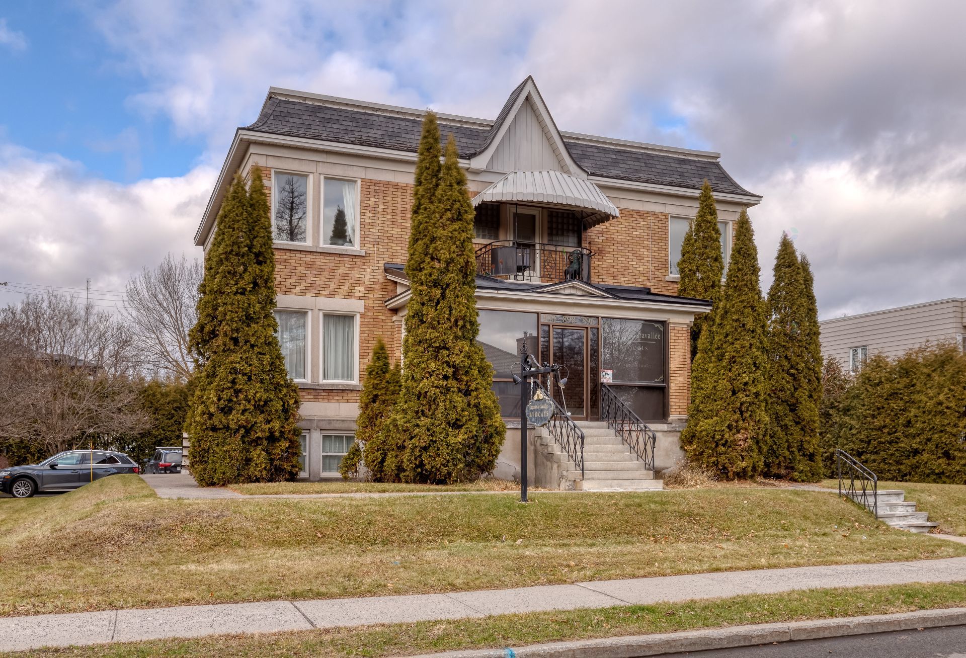 896-900 Boul. Manseau — photo 2