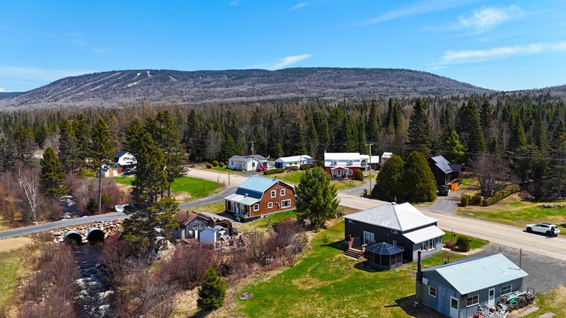 Maison à vendre à La Malbaie — 543, Chemin des Loisirs
