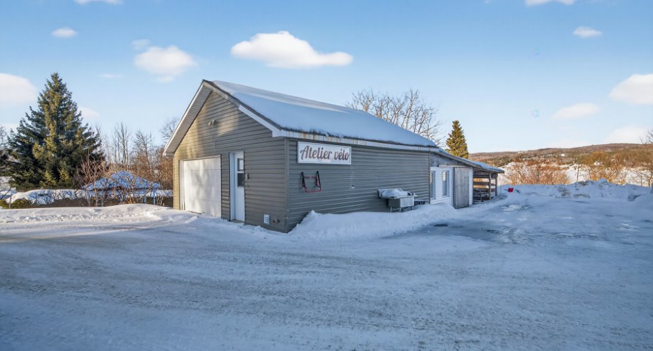 Garage