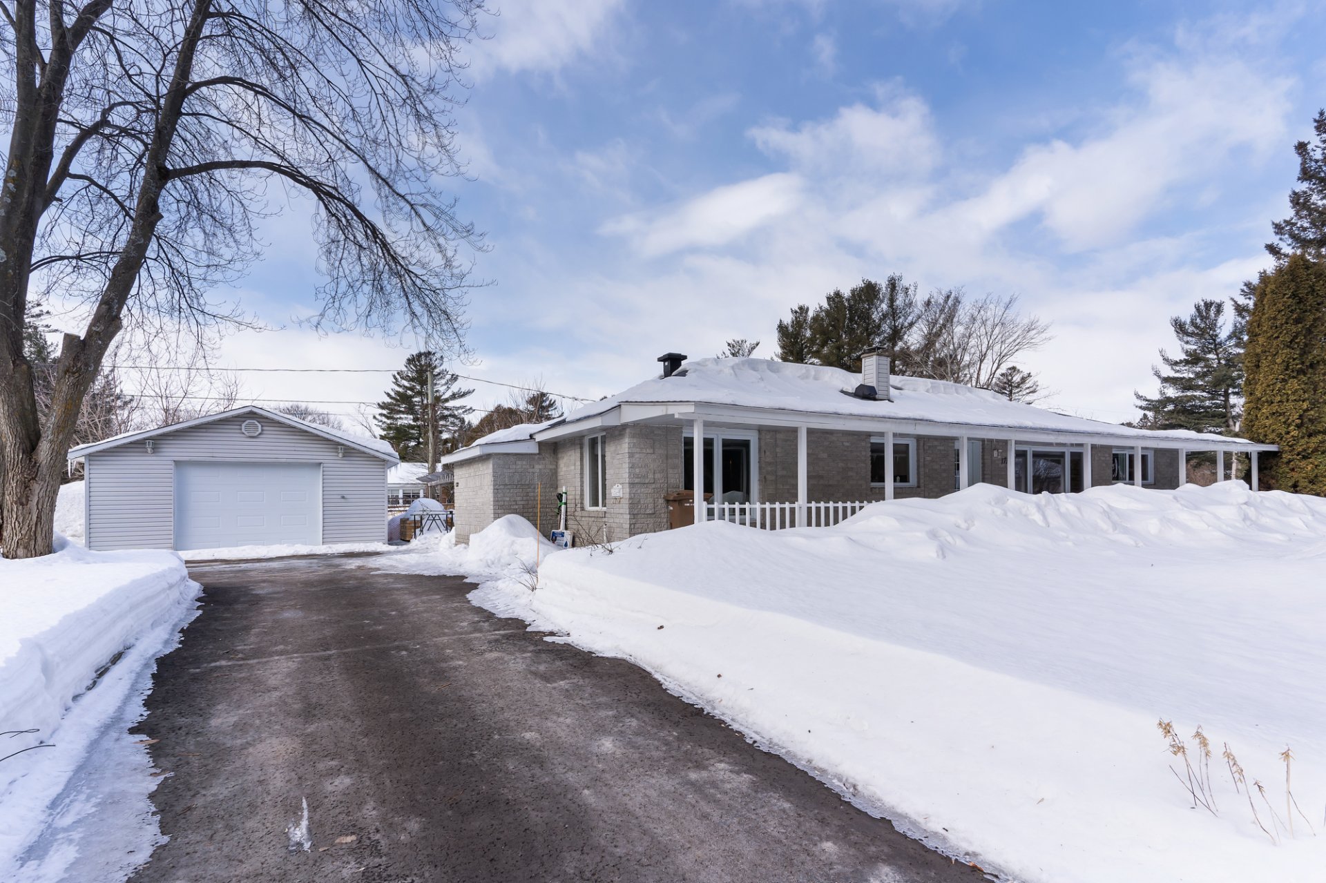 Maison de plain-pied à vendre, Mascouche