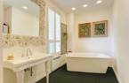 Ensuite bathroom