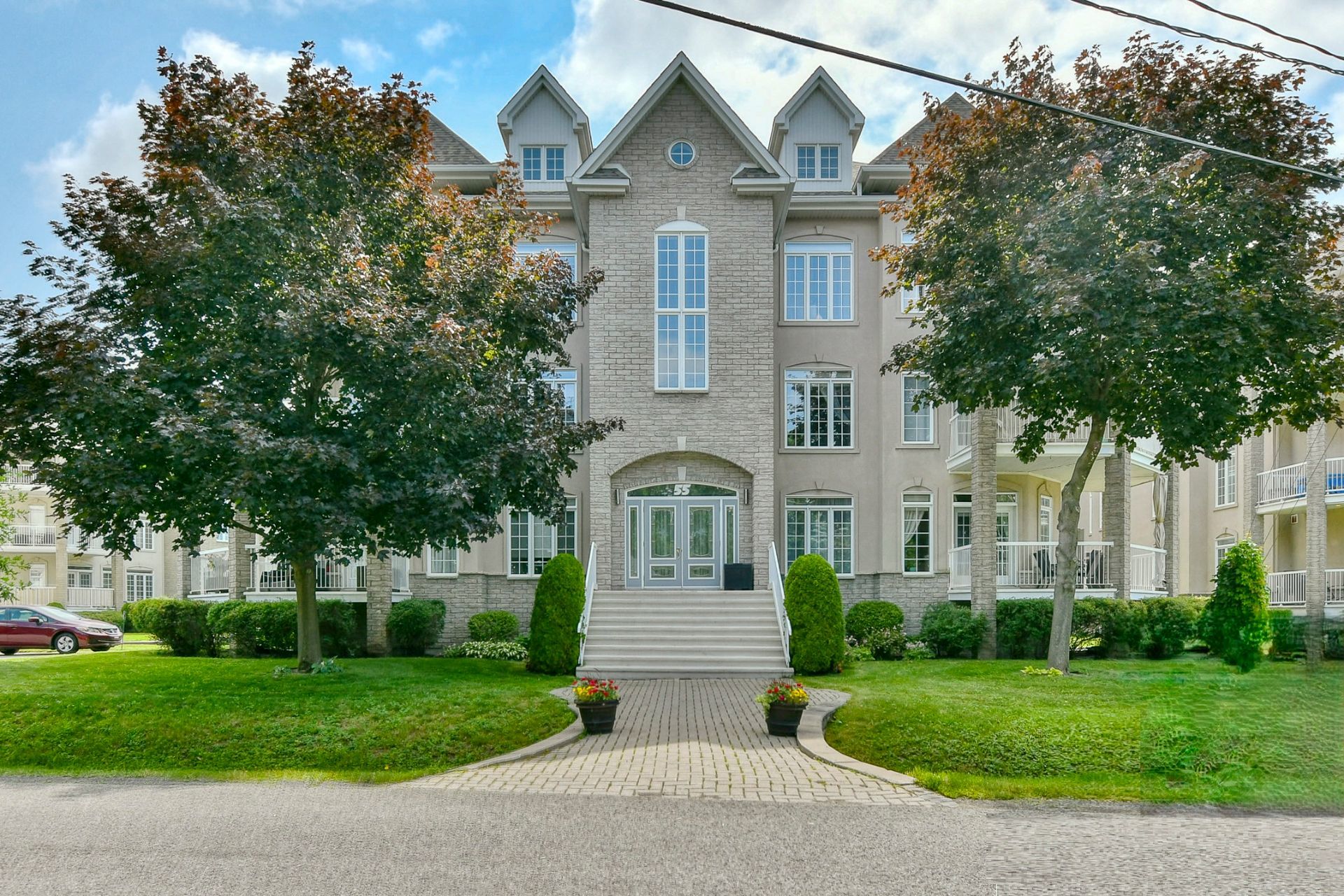55 Ch. des Îles-Yale (#304) — photo 1