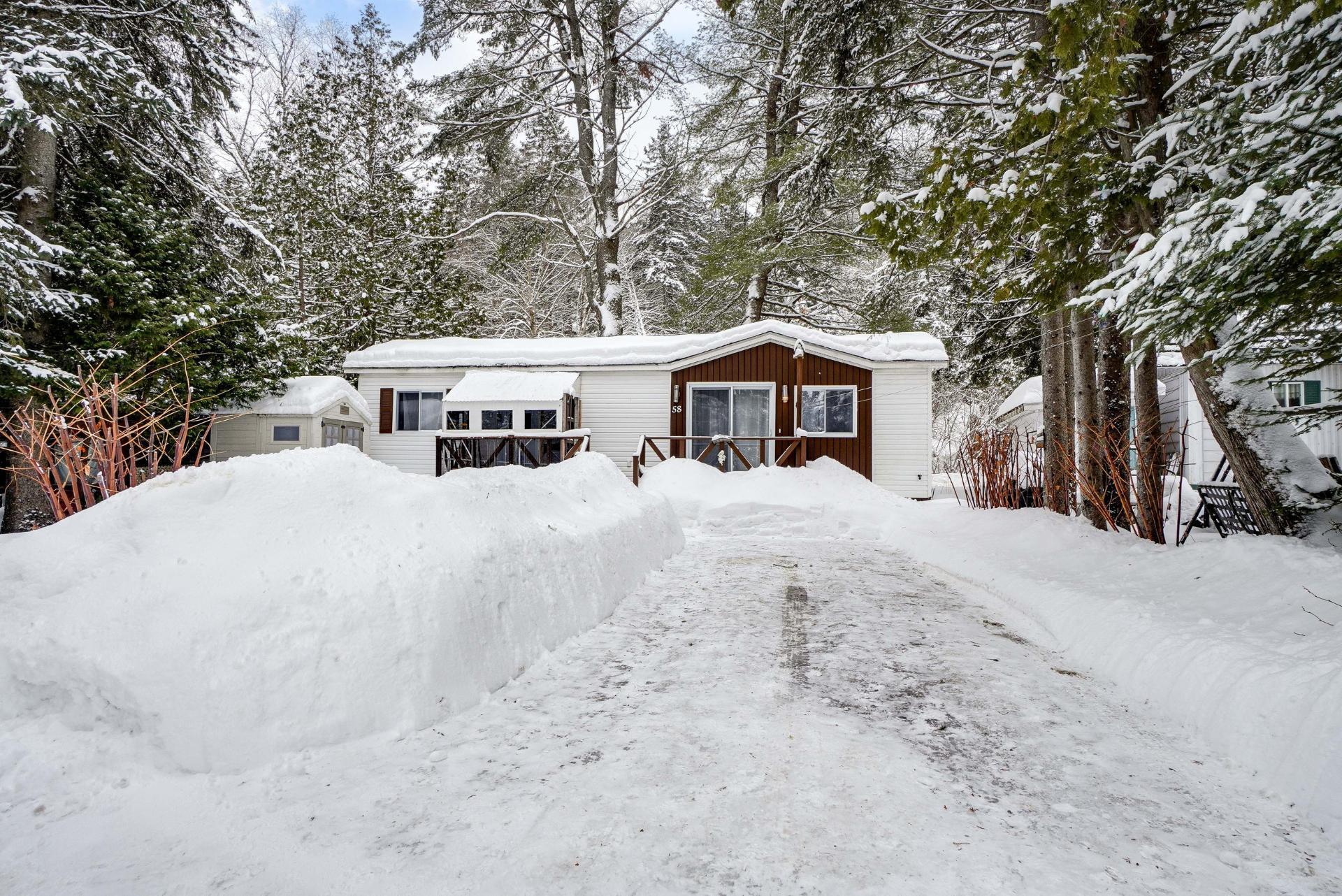 Maison mobile à vendre, Val-Morin