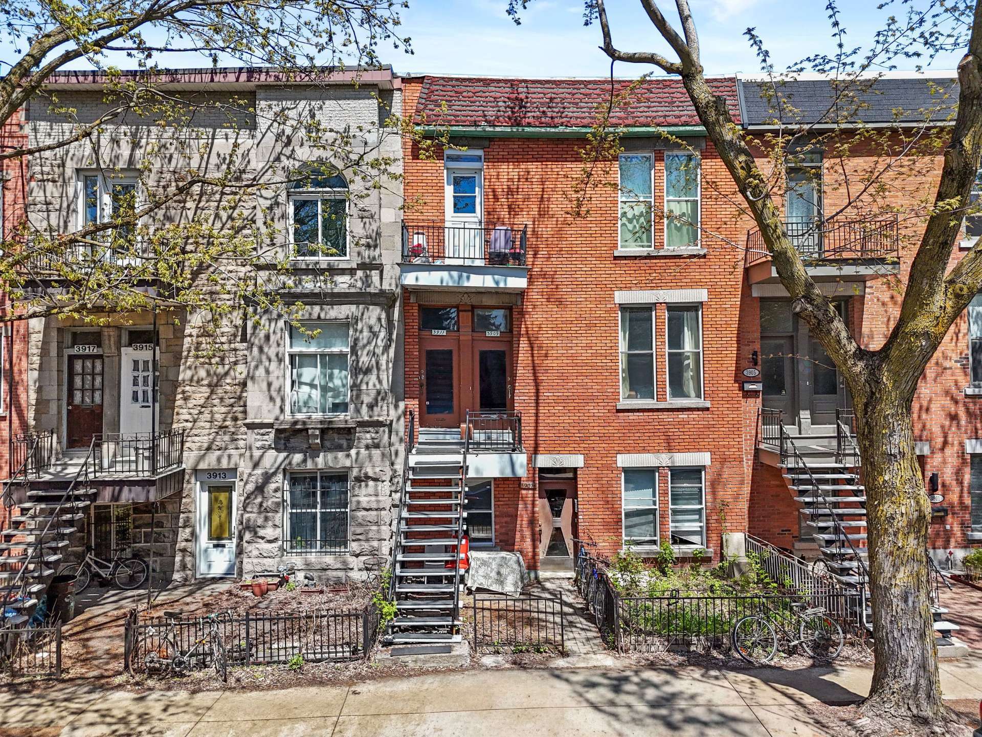 3907-3911 Rue Berri — photo 2