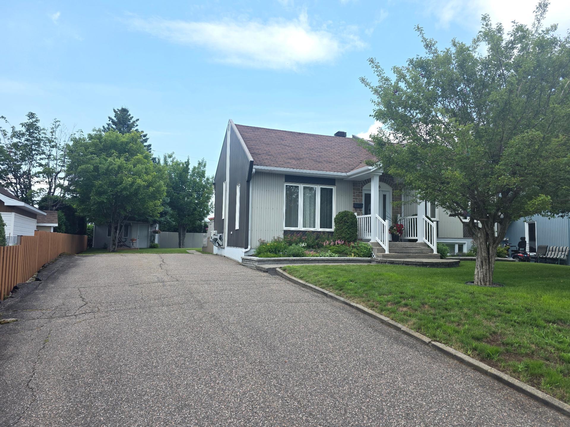 106 Rue d'Anjou — photo 2