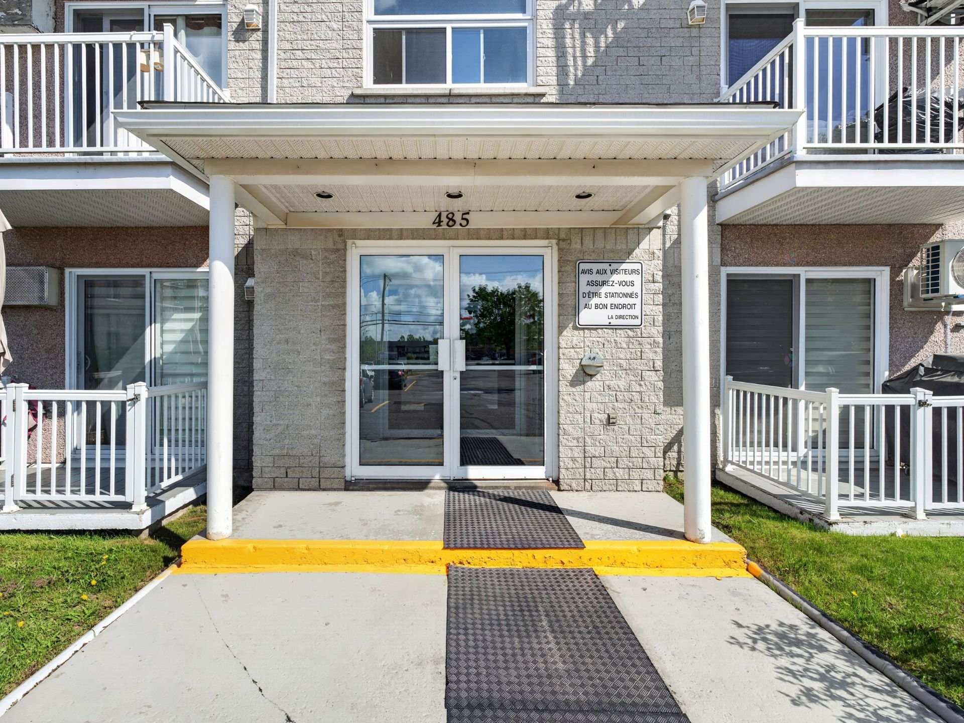 485 Rue Blainville E. (#304) — photo 2