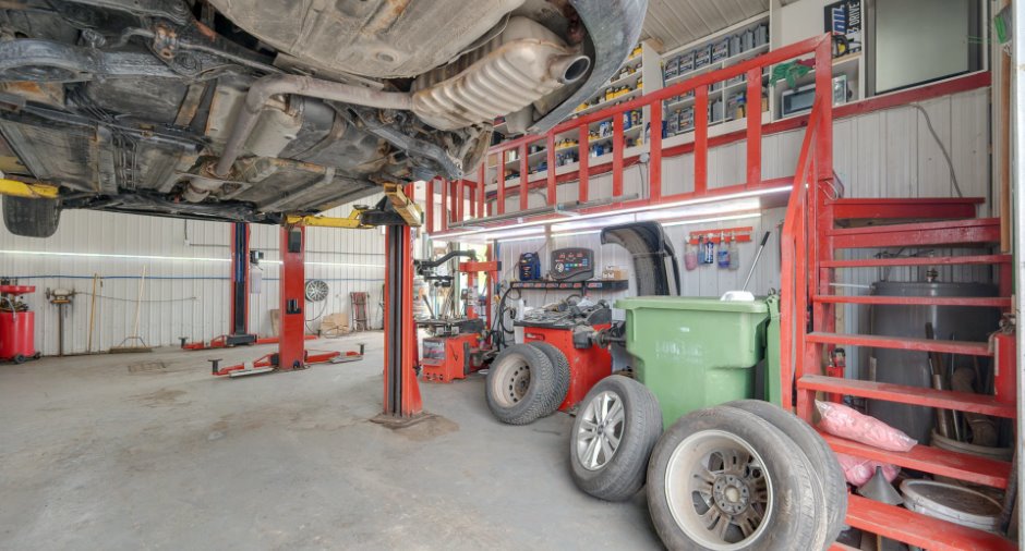 Garage
