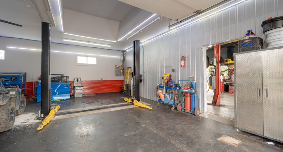 Garage