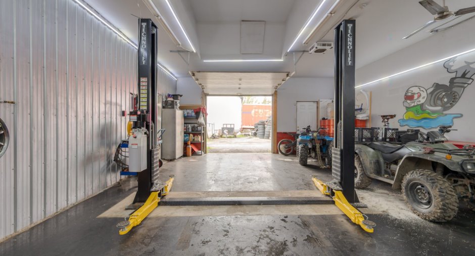 Garage