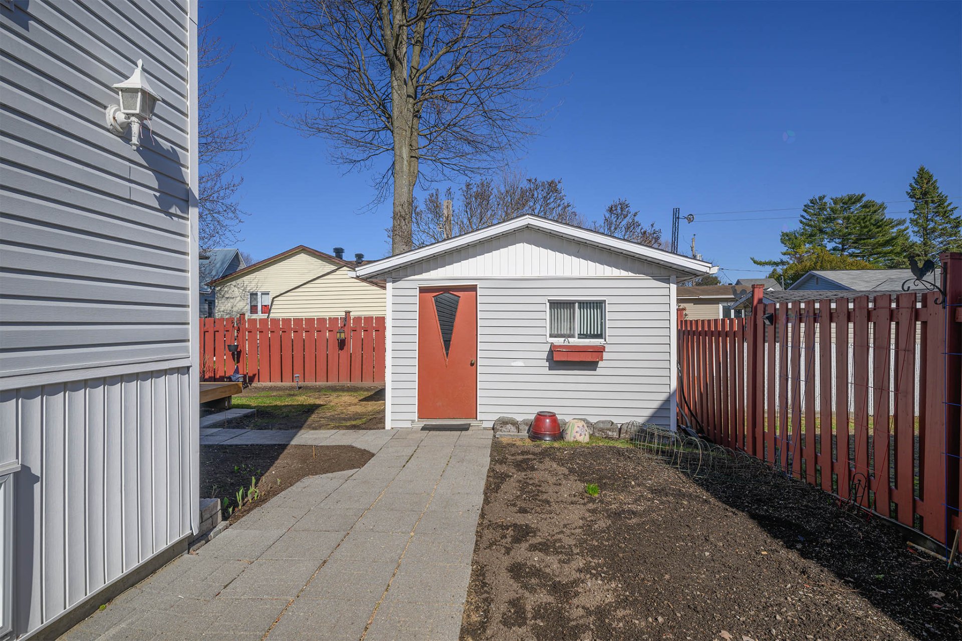 Shed