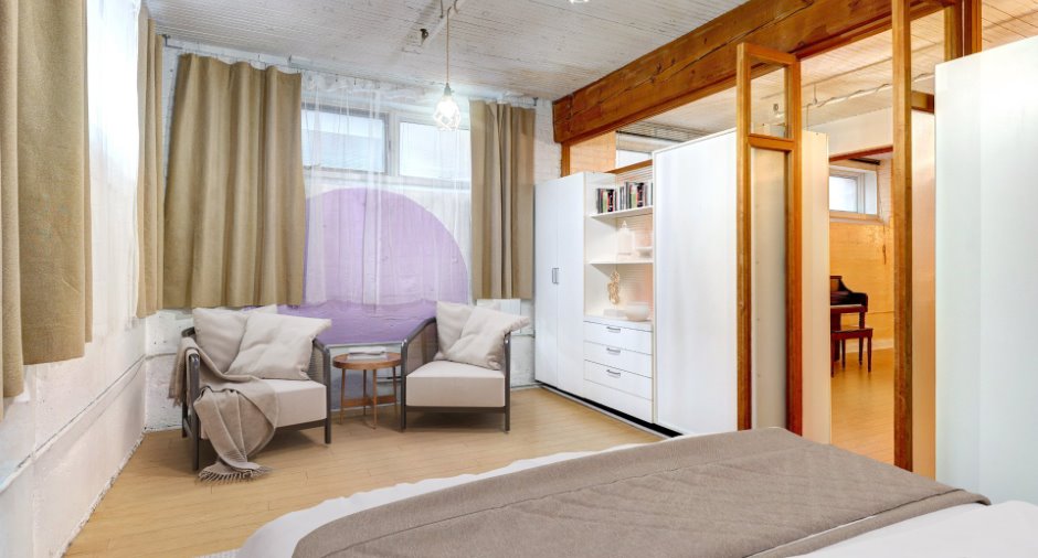 Primary bedroom
