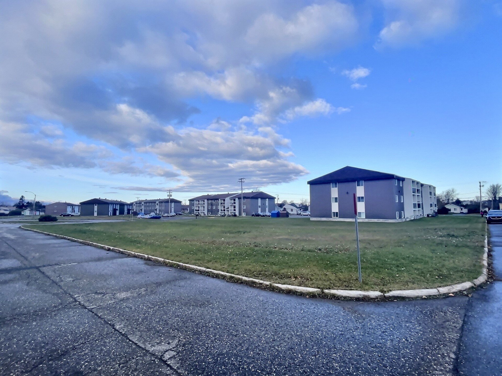 Rue du Général-Vanier — photo 2