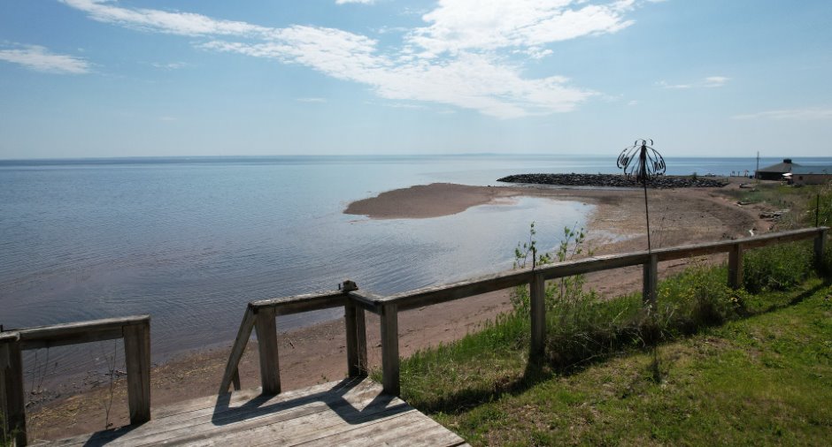 Accès au plan d'eau