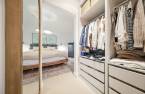 Walk-in closet