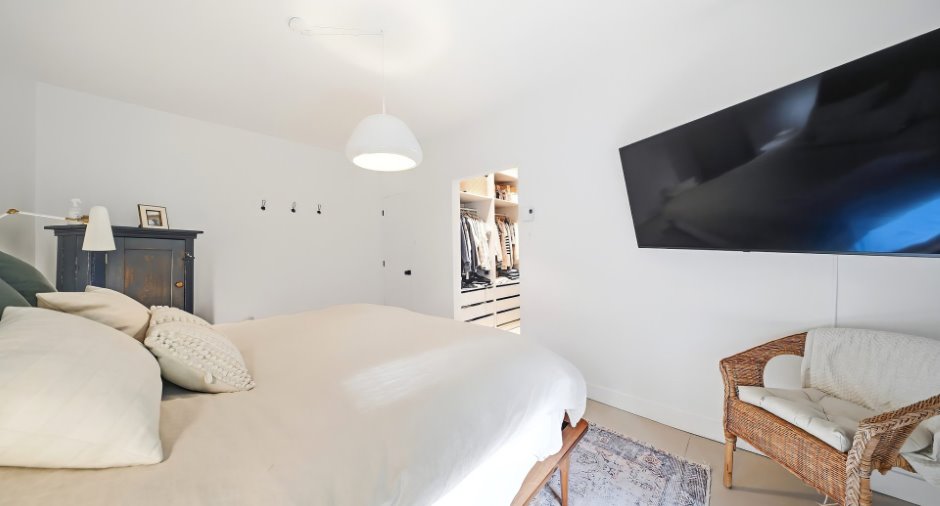 Primary bedroom
