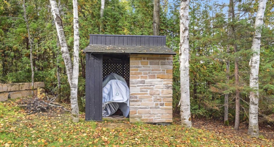 Shed